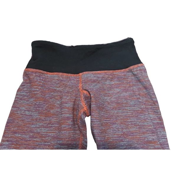 Lululemon Wunder  Under Crops Size 4 - Picture 3 of 6